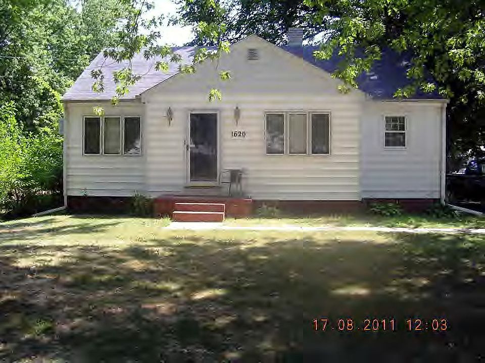 Home for Sale in Decatur, IL $25,877