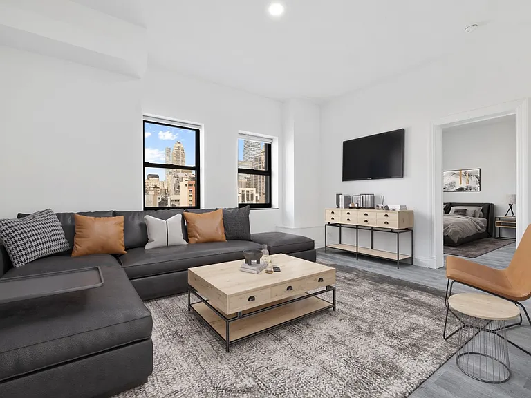 50 W 34th St #7A10 — Photo 3