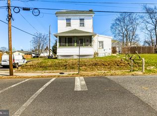 231 N Main St, Clayton, NJ 08312