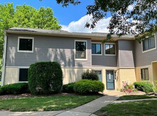 83 Ember Ln, Horsham, PA 19044