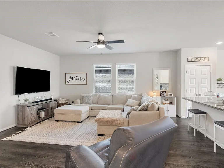 8426 Moonlight Bay Cir — Photo 9