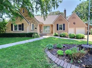 425 W 20th St, Fremont, NE 68025
