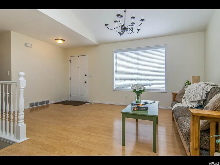 E Chestnut Ridge Dr — Photo 6