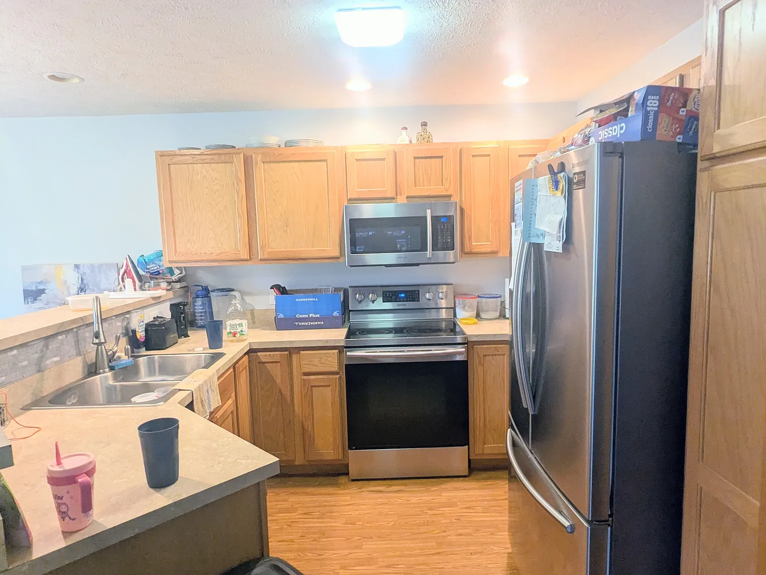 3 bed, 2.5 bath, 1498 sqft, $1,849 — Photo 3