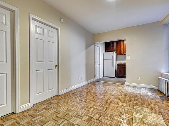 3rd image of 531 W 179th St APT 4