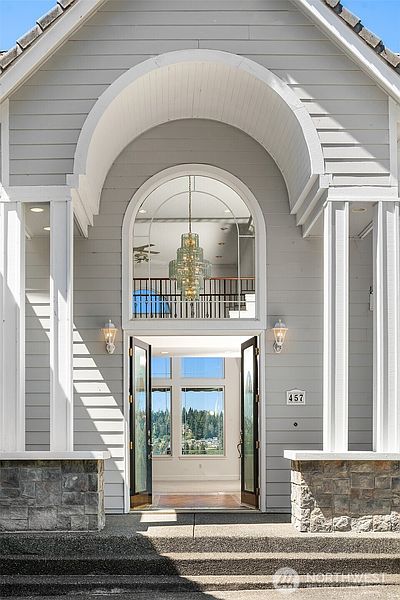 2nd image of 457 E Victor Road
