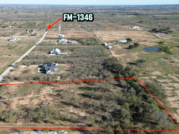 14626 Silesia Dr. LOT 10, St Hedwig, TX 78152
