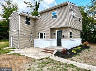 516 10th Ave, Lindenwold, NJ 08021