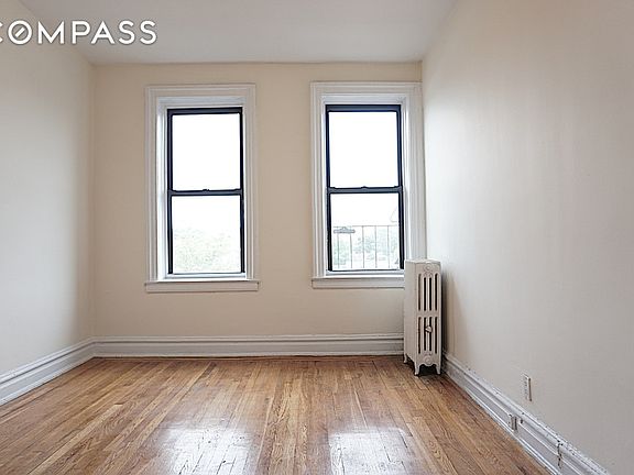 3rd image of 3252 33rd St APT F4