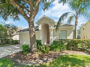 30741 Pumpkin Ridge Dr, Zephyrhills, FL 33543