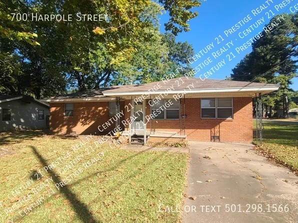 700 Harpole St, Jacksonville, AR 72076