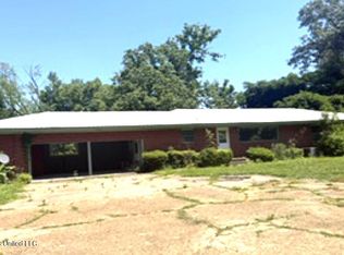 589 S Dunn St, Eupora, MS 39744