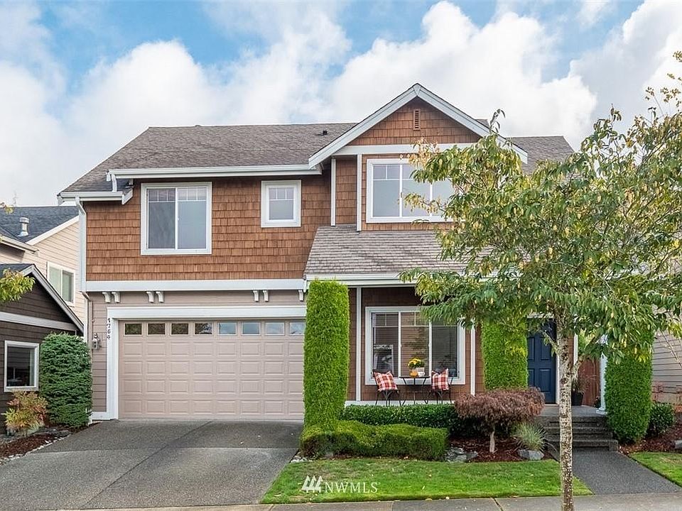 1st image of 1754 26th Ave NE