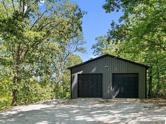 2nd image of 3856 Liberty Rd