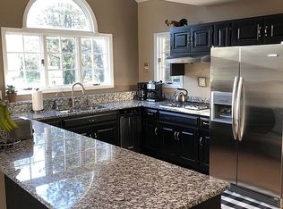 213 Washington Pkwy, Frankfort, IL 60423