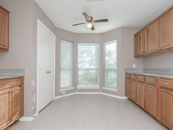 3rd image of 331 Tolleson Dr