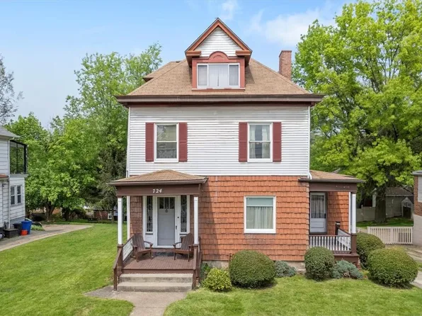 724 Clinton Pl, Pittsburgh, PA 15202