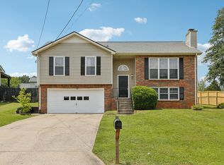 2134 Amadeus Dr, Clarksville, TN 37040