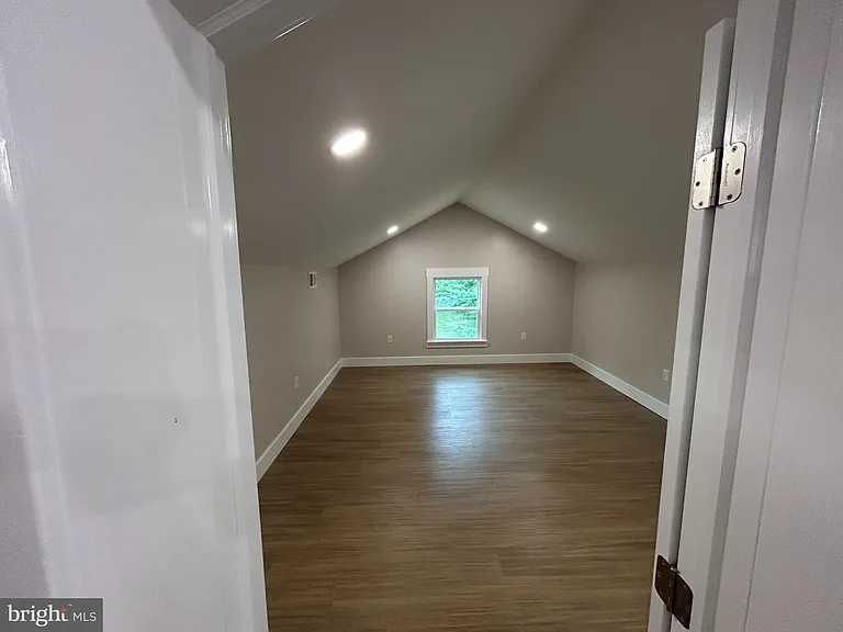 71 Dreamland Park Dr — Photo 9