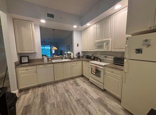 35 Harbour Isle Dr W UNIT 101, Fort Pierce, FL 34949