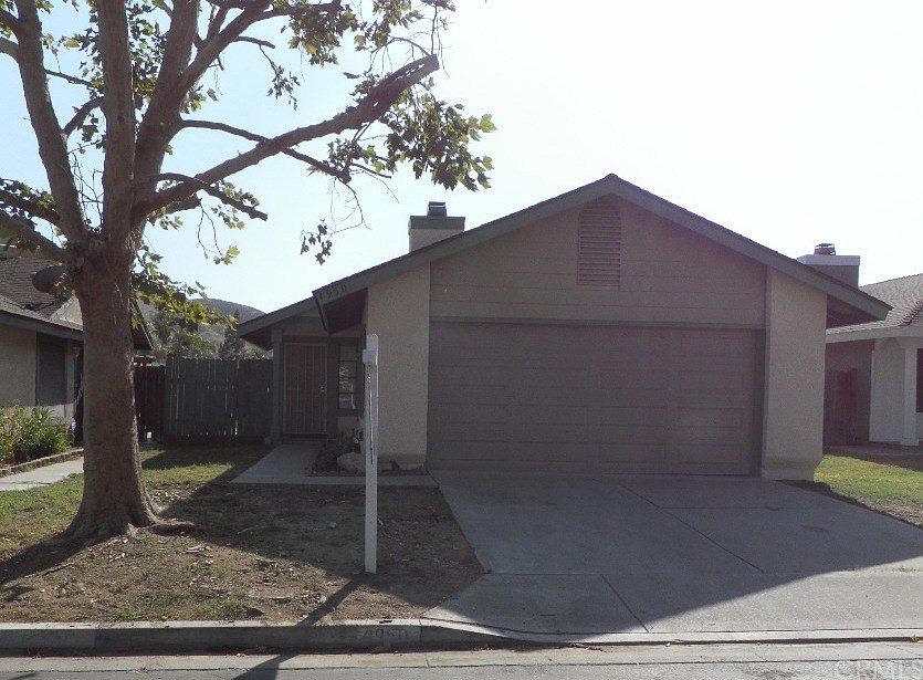 1st image of 4950 Vail Ln