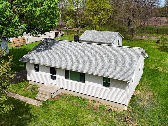 2nd image of 3015 Boos Rd