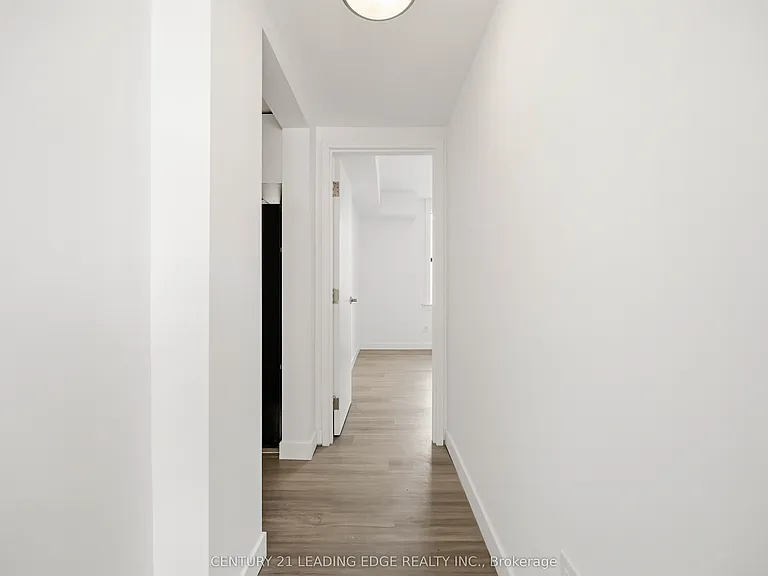 1A Leonard Ave #1 — Photo 35