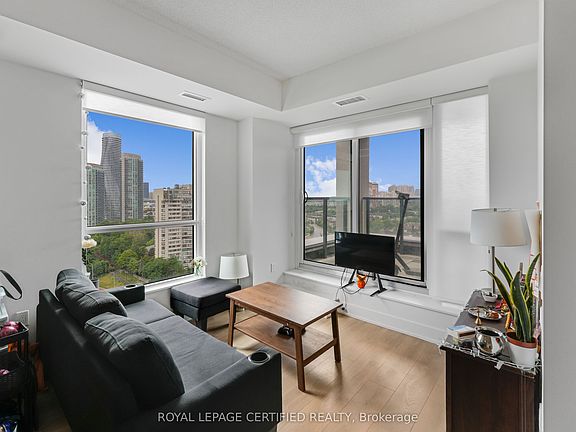 3rd image of 202 Burnhamthorpe Rd E #1803