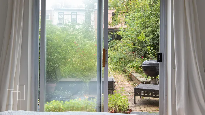 Rented by Garfield Realty  | media 18