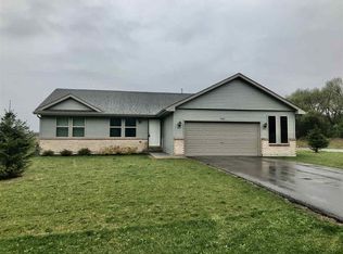 842 Acadia St, Roscoe, IL 61073