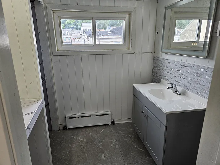 1231 E Pine St — Photo 10