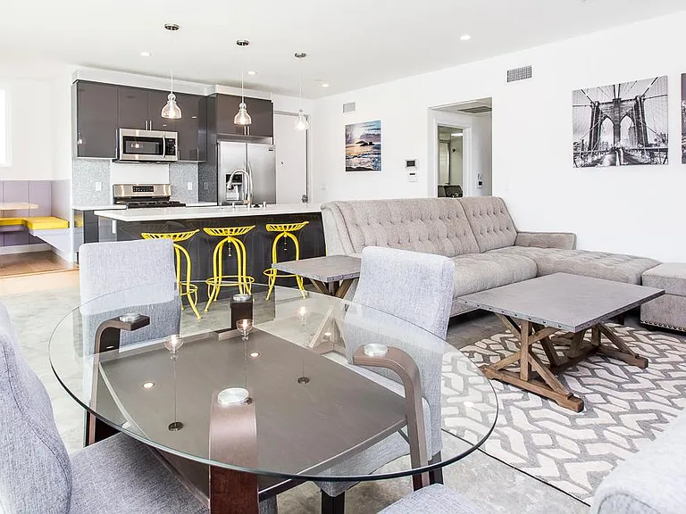 11162 Exposition Blvd #201 — Photo 3