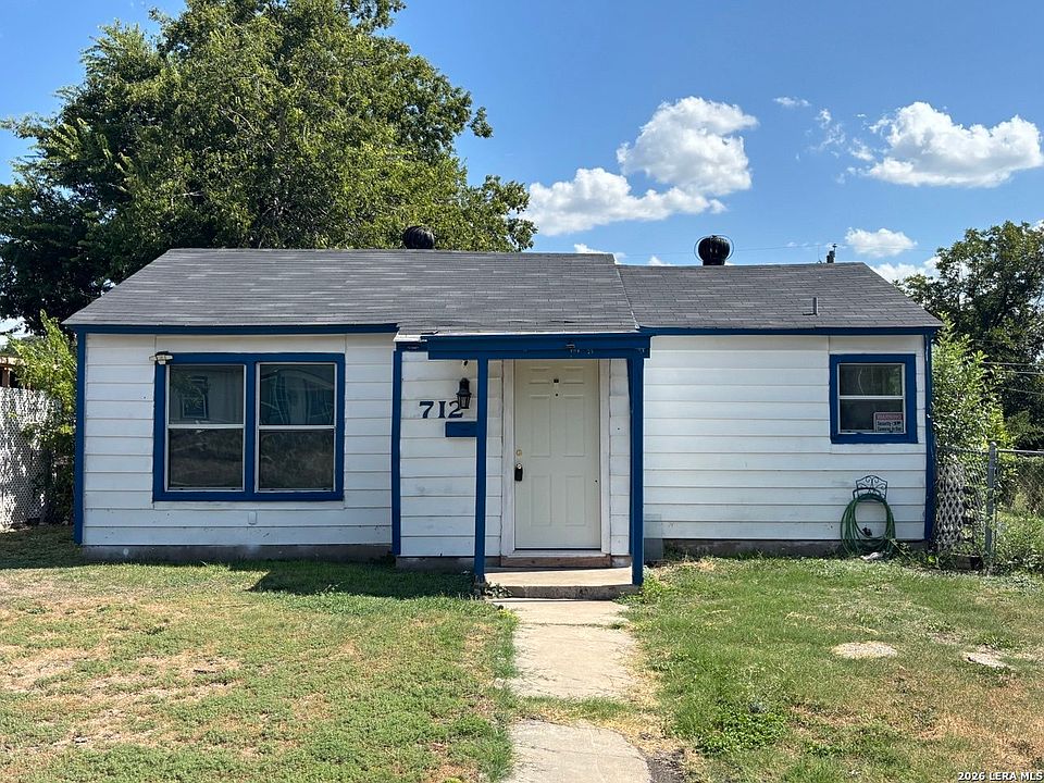 1st image of 712 Linda Lou Dr