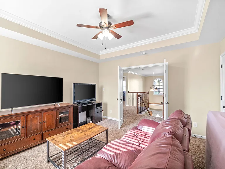 3349 Wiser Dr — Photo 23