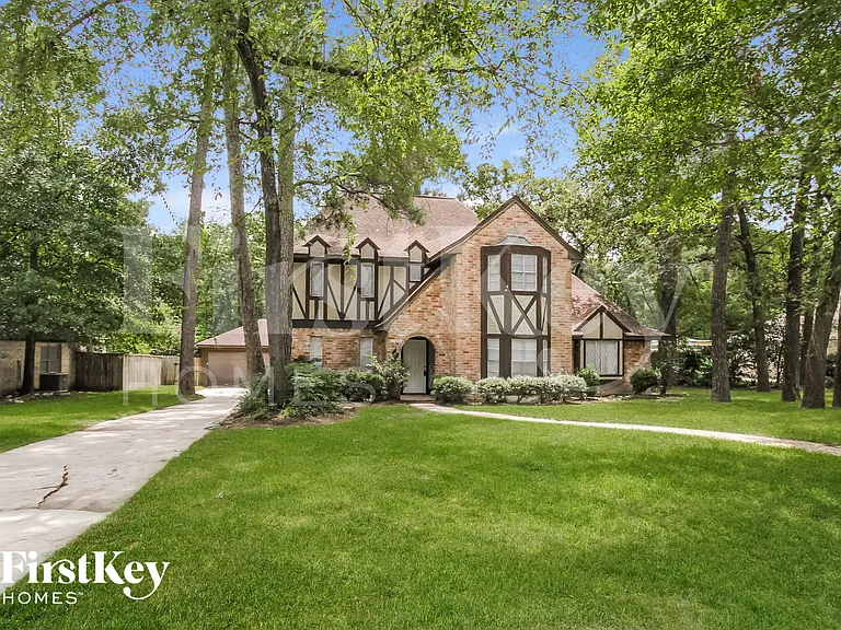24106 Creekview Dr — Photo 3
