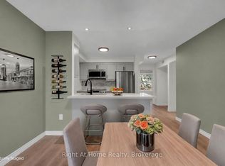 36 Petra Way #2, Whitby, ON L1R0A5