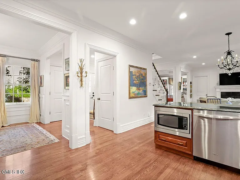 44 Riverside Ln — Photo 18