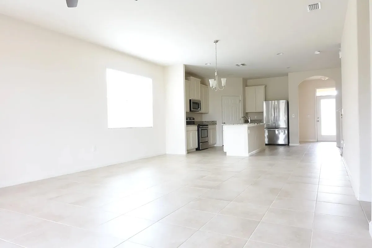Building Photo - 1014 Musgrass Cir
