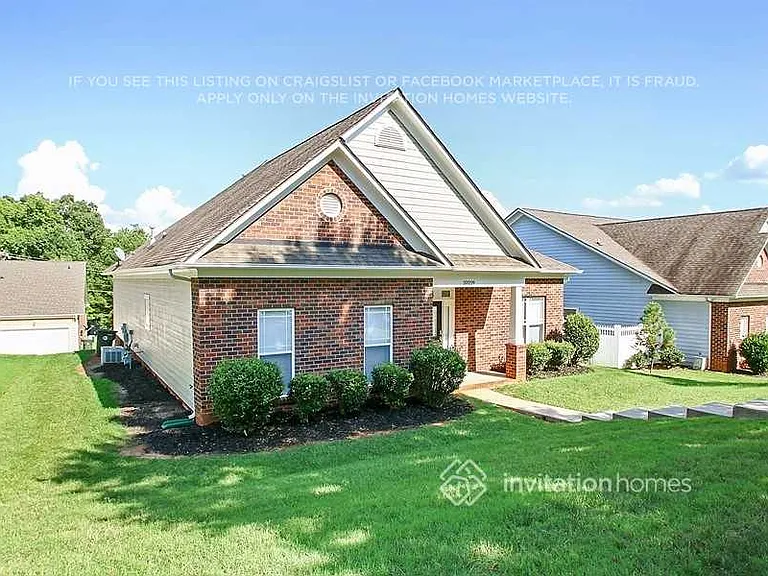 20229 Colony Point Ln — Photo 2