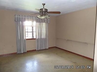 4th image of 6377 Patterson Dr