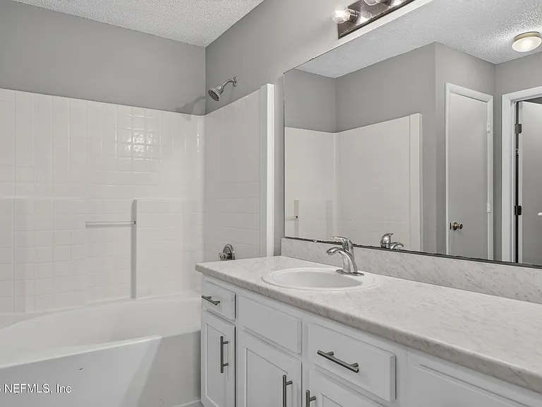 1108 Hidden Cove Cir S — Photo 19
