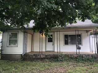 1219 W Webster St, Springfield, MO 65802