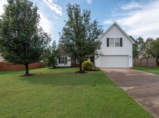1128 Benton Mason Dr, La Vergne, TN 37086