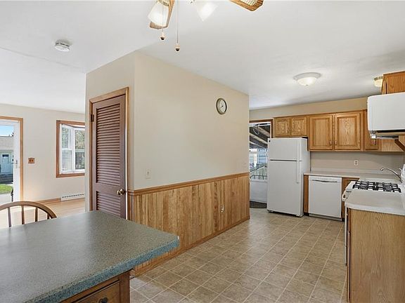 5th image of 84 W Earle St