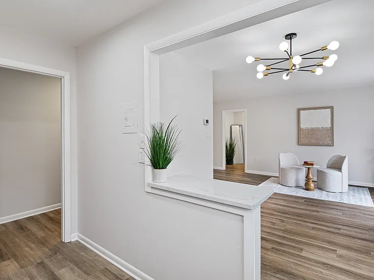 10656 Weymouth St #202 — Photo 10