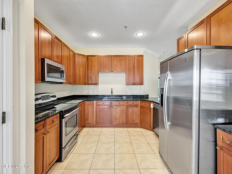 210 Paseo Terraza 405 St #405 — Photo 12