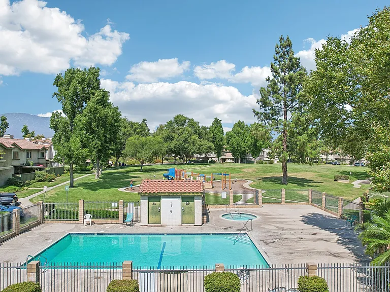 8385 Western Trail Pl #B — Photo 18