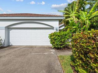 11910 Seabreeze Cove Ln, Fort Myers, FL 33908