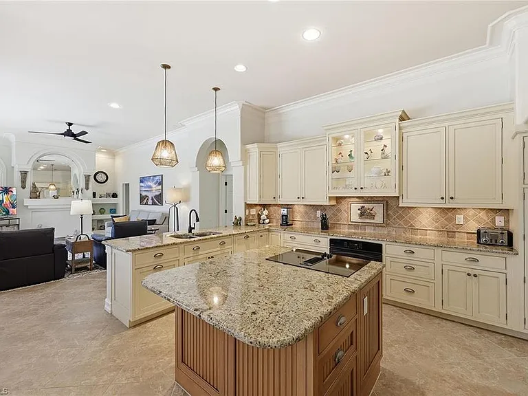 13360 Bridgeford Ave — Photo 15