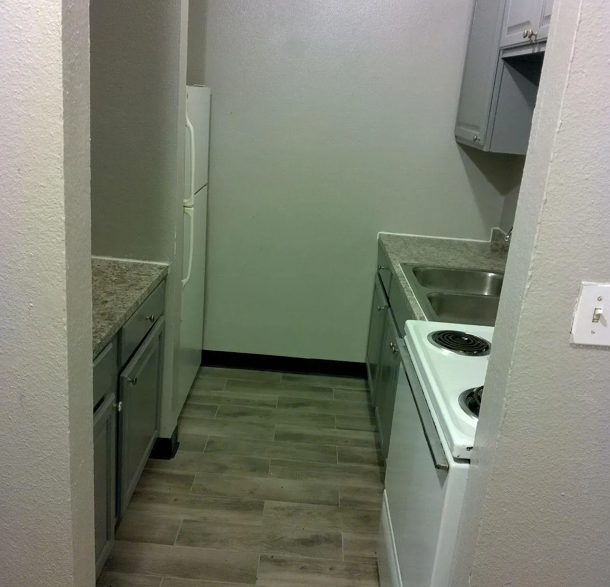 1 bed, 550 sqft, $1,300 — Photo 4